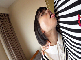 夏休み日焼けあとが残る雪乃ちゃんとごっくんプール教室　サンプル画像06